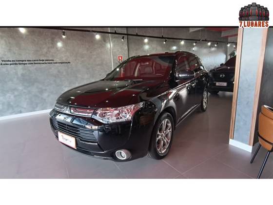 MITSUBISHI OUTLANDER 3.0 GT 4X4 V6 24V GASOLINA 4P AUTOMÁTICO MITSUBISHI OUTLANDER 3.0 GT 4X4 V6 24V GASOLINA 4P AUTOMÁTICO